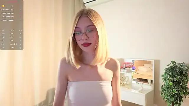 Freechat UdelaAllston on StripChat