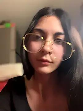 Valentcouple on StripChat