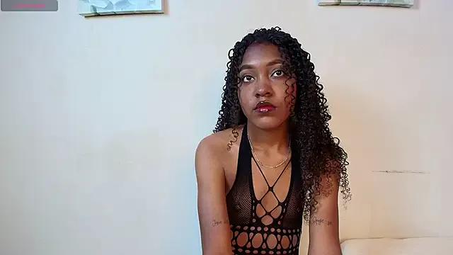 victoria_aphril on StripChat