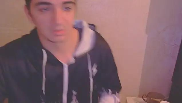 Victoria_ooo on StripChat