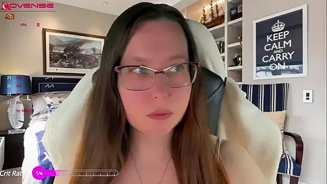 Victoria_Romans on StripChat