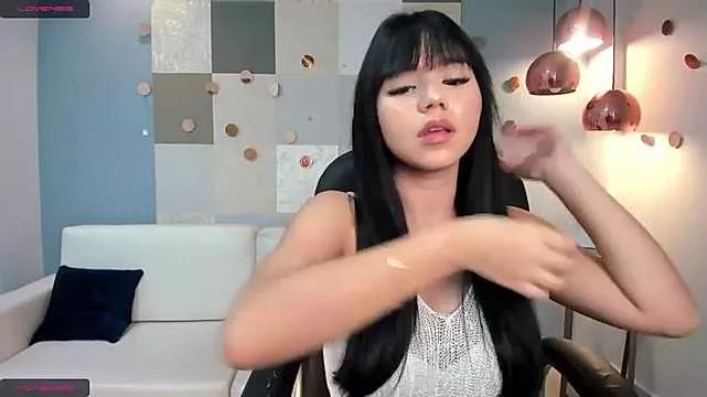 VictoriaLeia on StripChat