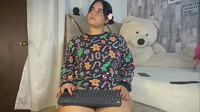 Violetrousse — undress mommy