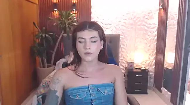 ximena22love on StripChat