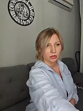 zarina3003 on StripChat